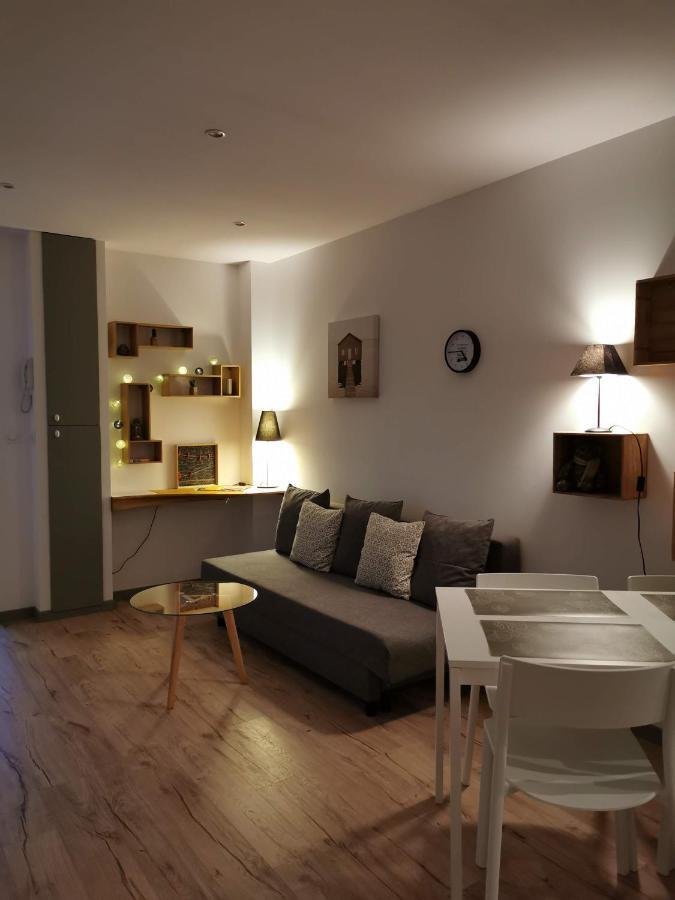 La Maisonnette Au Centre Ville Ланс Экстерьер фото